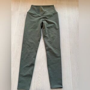 ALO Yoga Cactus Green Airbrush Leggings